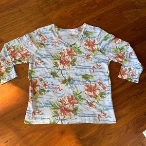 Fresh produce shirt size M